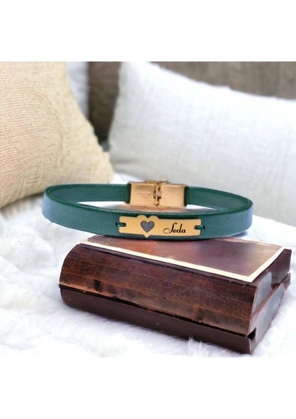 14 Ayar Altın Plakalı Seda Ismine Özel Kalp Figürlü Hakiki Yeşil Derili Hediye BILEKLIK-573ISIM