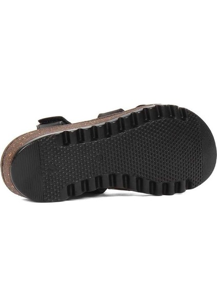 Kadın Siyah Cırtlı Deri Terlik indirimleri