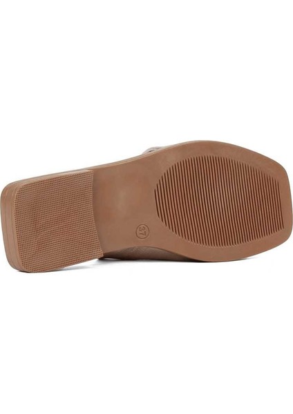 Kadın Altın Deri Terlik