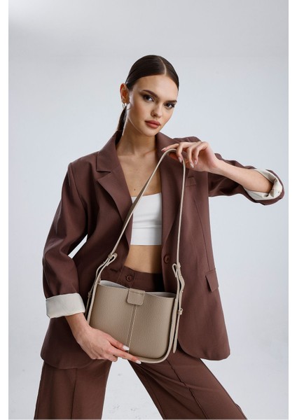 Kadın Renkli Suni Deri Mıknatıs Kapamalı Makyaj Çantası Omuz Çantası indirimleri