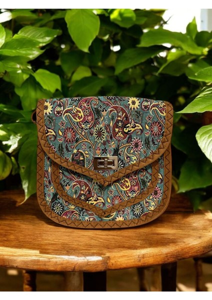 Turkuaz Renkli Kadın Omuz Çantası, Otantik Desenli Şık ve Kullanışlı Tasarım