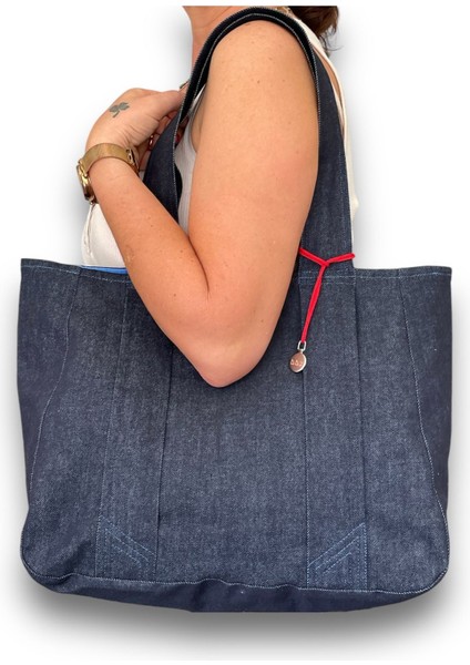 Şık Lacivert Kadın Çanta, Hafif ve Kullanışlı Günlük Moda Aksesuarı indirimleri