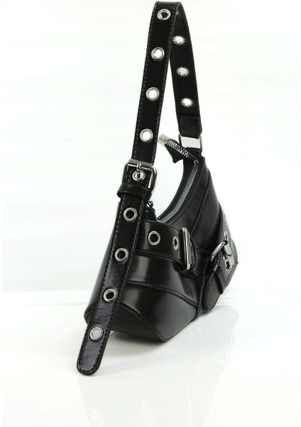 Siyah Kemer Tokası Detaylı Kapsüllü Baget Omuz Çantası fiyatları