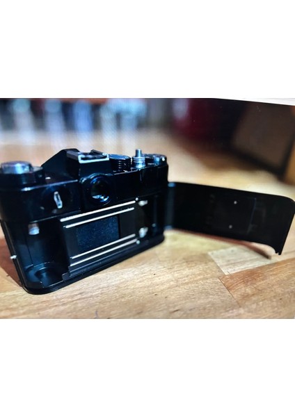 Zenit Ttl Filmli Fotoğraf Makinesi - Sorunsuz Çalışır Durumda - Orijinal Kılıfında