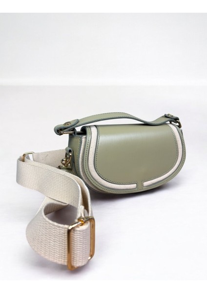 Yeşil Mini Kanvas Çapraz Çanta, Şık ve Hafif Tasarım fiyatları