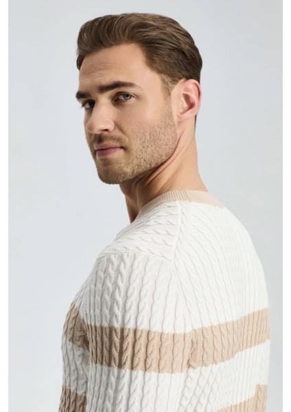 Saç Örgü Desenli Krem Rengi Ince Yazlık Triko indirimleri