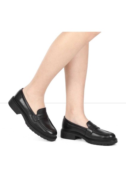 Kadın Siyah Deri Loafer fiyatları