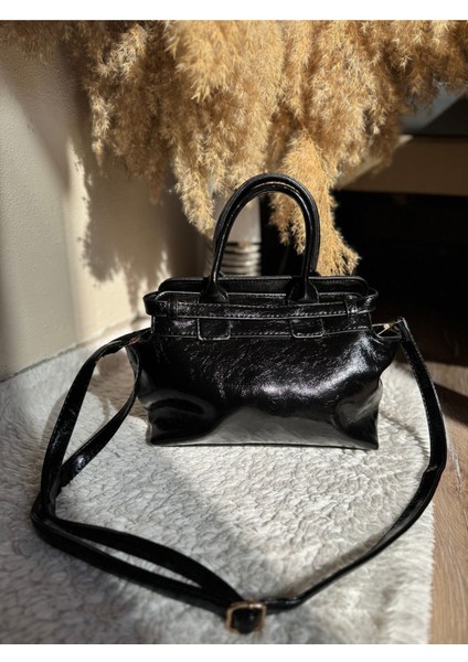 Şık ve Kullanışlı Siyah Günlük Taşıma Çantası fiyatları