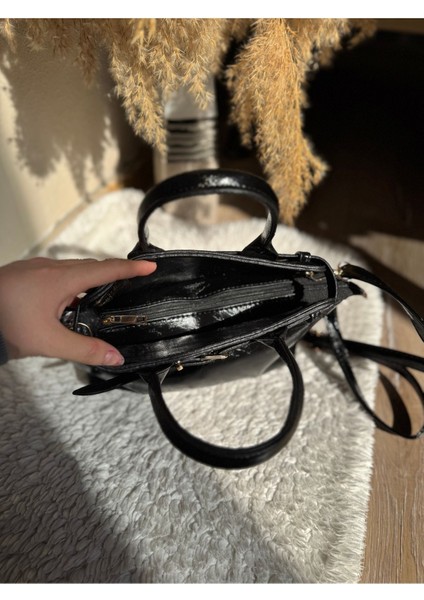 Şık ve Kullanışlı Siyah Günlük Taşıma Çantası modelleri