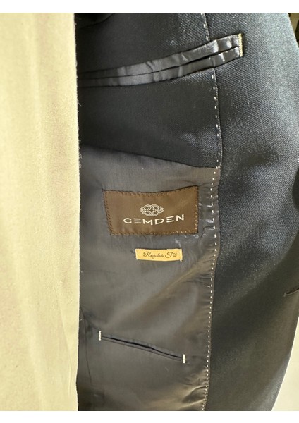 Erkek Lacivert Regular Fit Sivri Yaka Takım Elbise indirimleri
