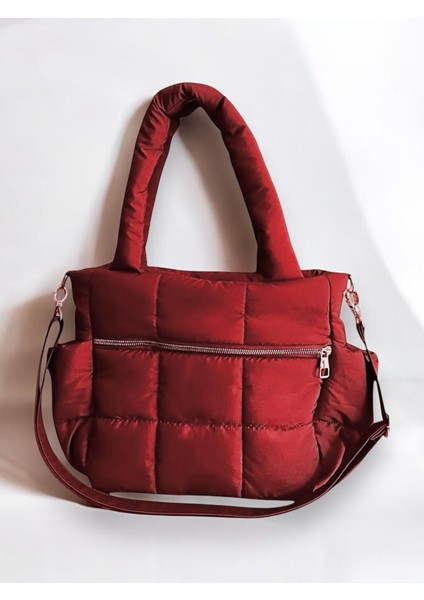 Koyu Kırmızı Quadrato Puffer Çanta, Şık ve Hafif Tasarım