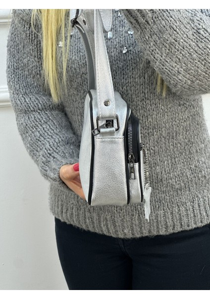Gri Orta Boy Ayarlanabilir Çapraz Askılı Kadın Omuz Çantası fiyatları