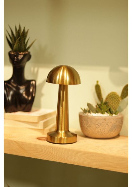 Altın Renkli Metal Mantar Masa Lambası, Kablosuz, Led, 3 Renk Seçeneği, Şık ve Kullanışlı.