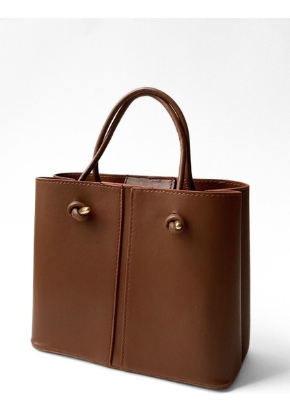 Şık Kahverengi Omuz Çantası, Günlük ve Kombinlere Uygun Tasarım