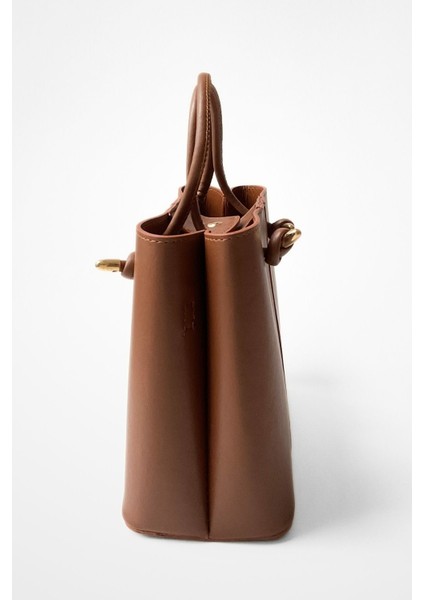 Şık Kahverengi Omuz Çantası, Günlük ve Kombinlere Uygun Tasarım fırsatları