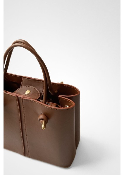 Şık Kahverengi Omuz Çantası, Günlük ve Kombinlere Uygun Tasarım indirimleri