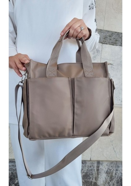 Kadın Orta Büyüklükte Kahverengi El ve Omuz Çantası