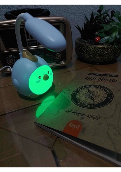 Mavi Figürlü LED Masa Lambası, Şık ve Kullanışlı Aydınlatma Seçeneği fırsatları