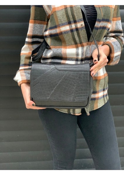 Taş Baskılı Orta Boy Kadın Çapraz Çanta, Hakiki Deri, 25X21X7 cm indirimleri