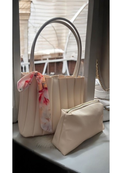 Krem Omuz Çantası ve Mini Uyumlu Set, Şık ve Kullanışlı Çift Seçim modelleri