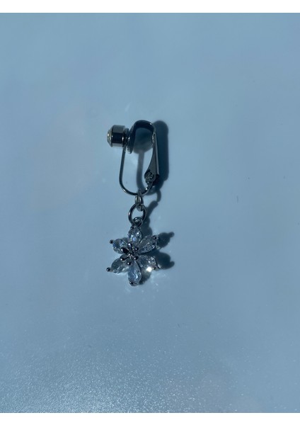 Çelik Göbek Piercing Mıknatıslı Sıkıştırmalı Kullanımlı Çiçek Model indirimleri