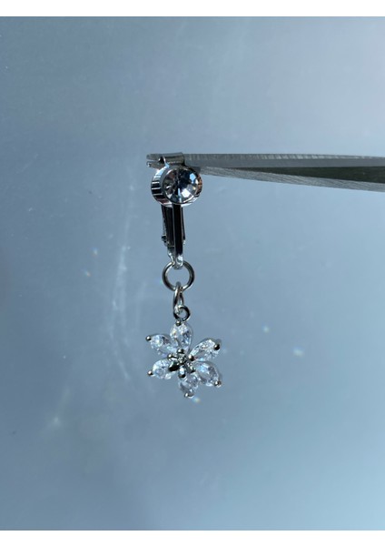 Çelik Göbek Piercing Mıknatıslı Sıkıştırmalı Kullanımlı Çiçek Model