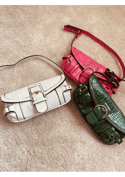 Şık Beyaz Deri Baget Omuz Çantası, Günlük Kullanım Için Zarif Seçenek fırsatları