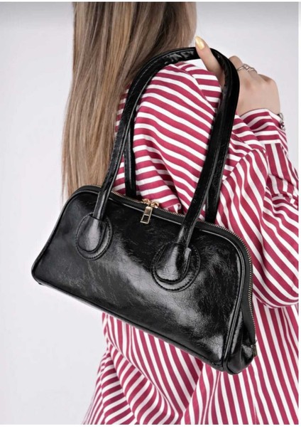 Siyah Uzun Saplı Kadın Omuz ve El Çantası, Şık ve Kullanışlı Tasarım