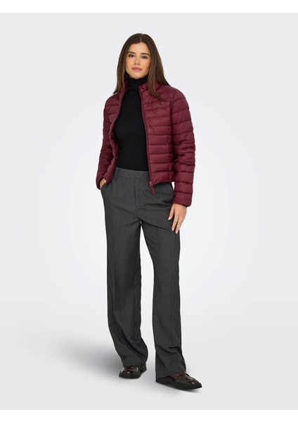 Onltahia Puffer Mor Kadın Mont 15351967 modelleri