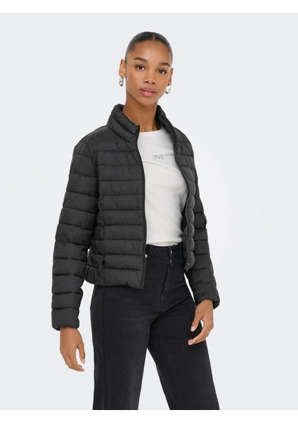 Onltahia Puffer Siyah Kadın Mont 15351967 modelleri