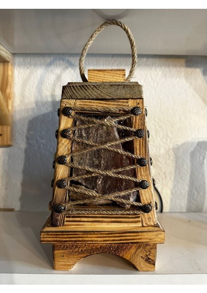 Bej Ahşap Dekoratif Deniz Feneri ve Tuz Lambası Şık Aksesuar fiyatları