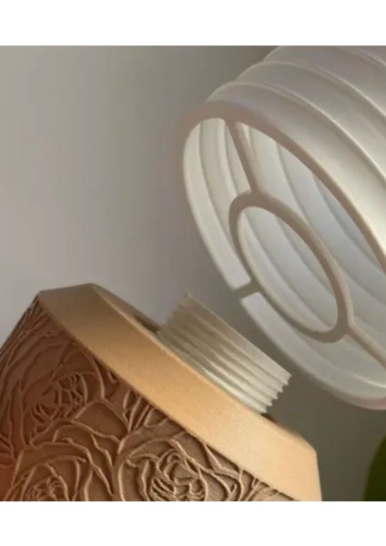 Beyaz Şık Masa Lambası, Şık ve Kullanışlı Ev ve Ofis Aydınlatması fiyatları