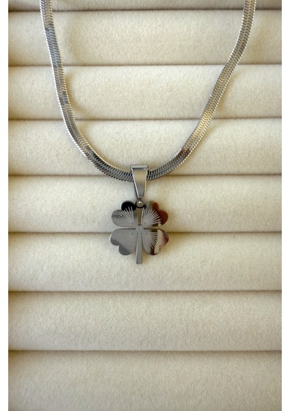 Italyan Zincir 4 Yapraklı Yonca Kolye 47 cm Paslanmaz Çelik Kadın Kolye