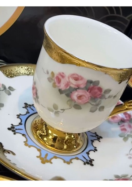 Renkli 6'lı Ayaklı Fincan Takımı, Zarif ve Şık Tasarım