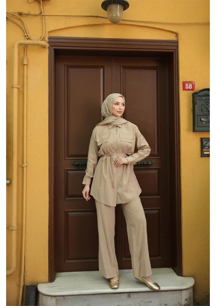 Gömlek Yaka Belden Bağcıklı Kısa Tunik Ikili Tesettür Eşofman Takımı - (38-46) - 71299 - Bej modelleri
