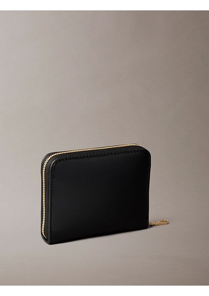 Kadın Bold Ck Logolu Orta Boy Fermuarlı Siyah Cüzdan LV04F1026G-UB1 modelleri