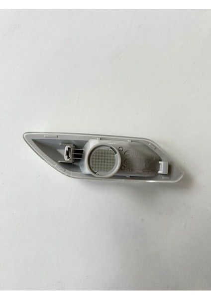 Renault Taliant Çamurluk Sinyali Sağ 261612750R fiyatları