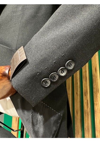 Erkek Koyu Gri Regular Fit Sivri Yaka Takım Elbise 2959-06 modelleri