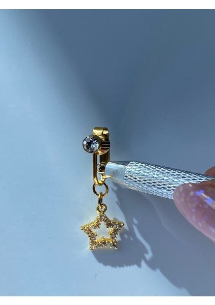 Çelik Göbek Piercing Mıknatıslı Deliksiz Kullanım Sıkıştırmalı Zirkon Taşlı Yıldız Sallantılı Model indirimleri