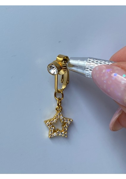 Çelik Göbek Piercing Mıknatıslı Deliksiz Kullanım Sıkıştırmalı Zirkon Taşlı Yıldız Sallantılı Model