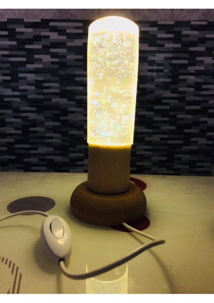 Şık Sarı Gece Lambası, Sıcak ve Rahat Işıklandırma Için Ideal Seçenek modelleri