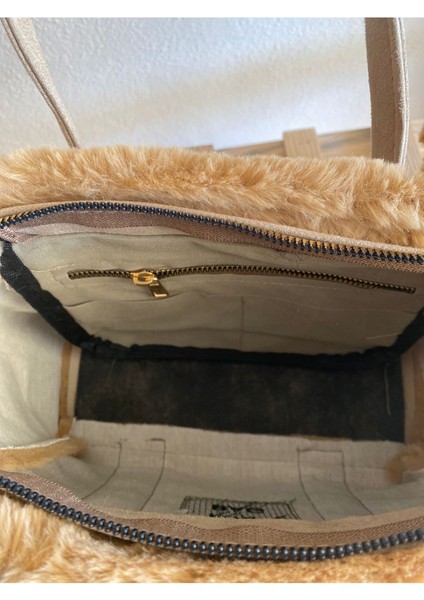 Kahverengi Peluş Tote Çanta, Şık ve Kullanışlı Günlük Aksesuar indirimleri