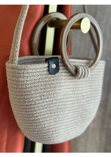 Şık Bej Hasır Omuz Çantası, Kadınlara Özel Rahat ve Tarzlı Aksesuar fiyatları