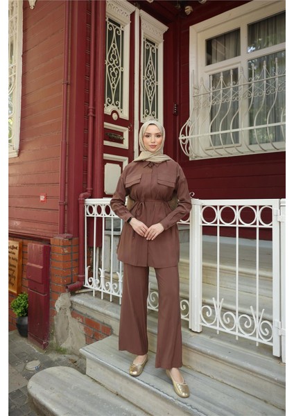 Gömlek Yaka Belden Bağcıklı Kısa Tunik Ikili Tesettür Eşofman Takımı - (38-46) - 71299 - Kahverengi modelleri