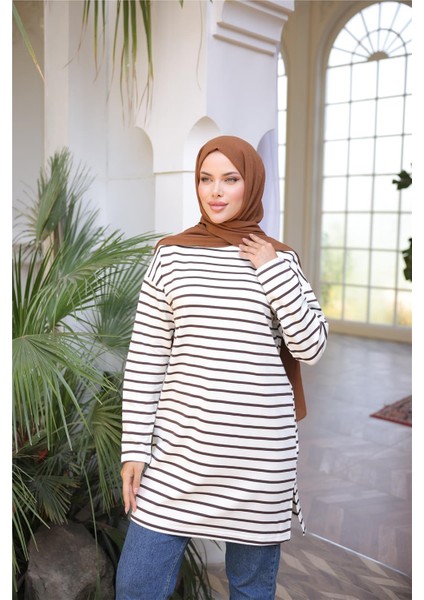 O Yaka Yatay Çizgili Uzun Kollu Kısa Yırtmaçlı Tunik - (38-46) - 71295 - Kahverengi