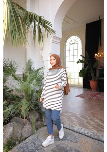 O Yaka Yatay Çizgili Uzun Kollu Kısa Yırtmaçlı Tunik - (38-46) - 71295 - Kahverengi fırsatları