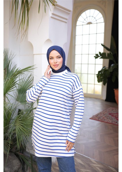 O Yaka Yatay Çizgili Uzun Kollu Kısa Yırtmaçlı Tunik - (38-46) - 71295 - Saks modelleri