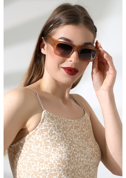 Kadın Dikdörtgen Bal Rengi UV400 Güneş Gözlüğü 23032 C4 modelleri