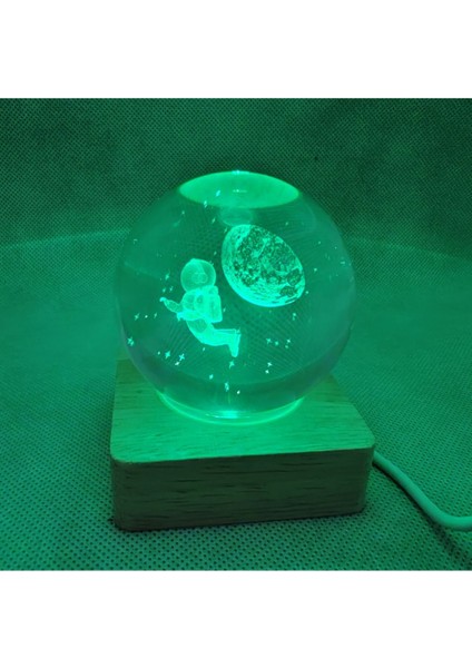 Renkli 3D Uzayda Uçan Astronot Işıklı Cam Küre, USB Güçlü, Ahşap Zeminli modelleri
