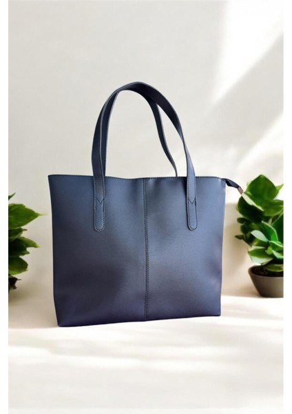 Kadın Büyük Boy Siyah Omuz Çantası, Şık ve Kullanışlı Tasarım